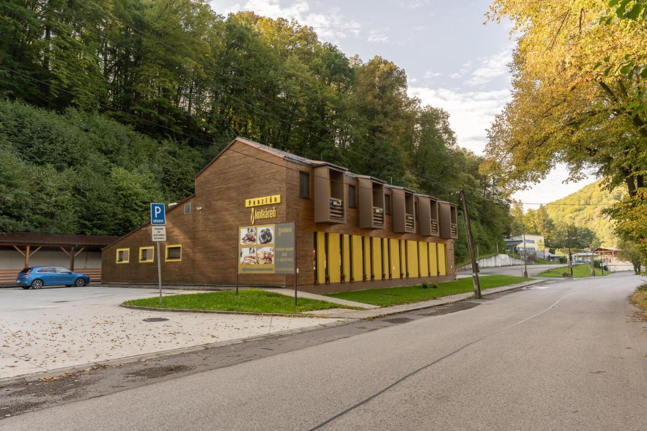 Penzión ** Kolkáreň Vyhne Exterior foto